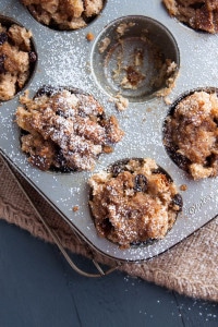 French Toast Bites are sprinkled with chewy raisins and drizzled with a sweet and crunchy brown sugar cinnamon topping.