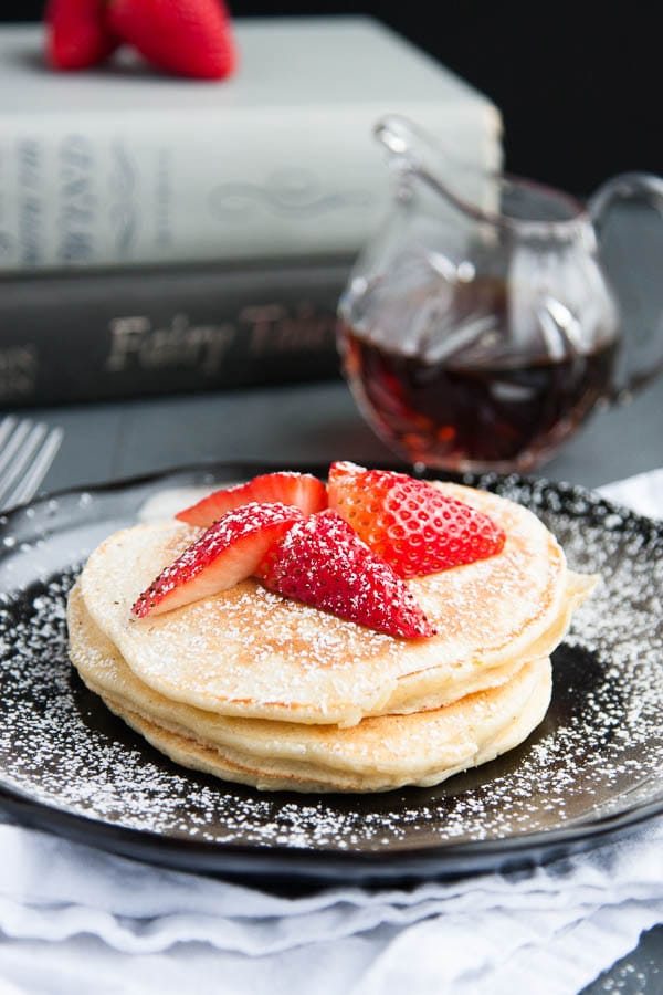 Fluffy Lemon Ricotta Pancakes | breakfast for dinner