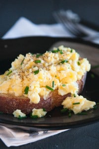 These scrambled eggs are a GAME CHANGER. They are FLUFFY and CREAMY and SIMPLE and everything you could ever want in a scrambled egg!
