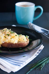 These scrambled eggs are a GAME CHANGER. They are FLUFFY and CREAMY and SIMPLE and everything you could ever want in a scrambled egg!