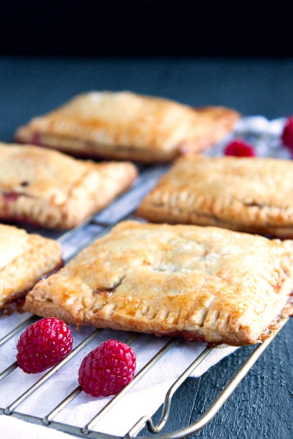 If you love pop tarts, then you will love these Homemade Raspberry Pop Tarts! All the flavor without the fake ingredients! | breakfast for dinner