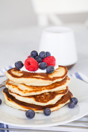 Moist, spongy, and light pancakes! And no whipping of egg whites required. These Greek Yogurt Pancakes are undeniably my new favourite.